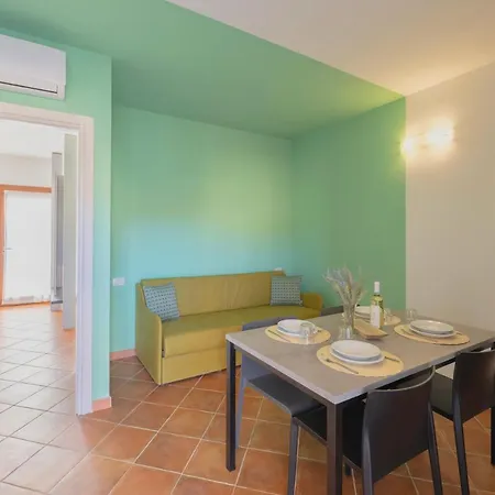 Isa-residence With Swimming-pool In Isola Rossa, With Air Conditioning And Private Outdoor Area Apartahotel Isola Rossa (Sassari)