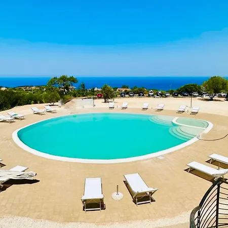 Apartahotel Isa-residence With Swimming-pool In Isola Rossa, With Air Conditioning And Private Outdoor Area