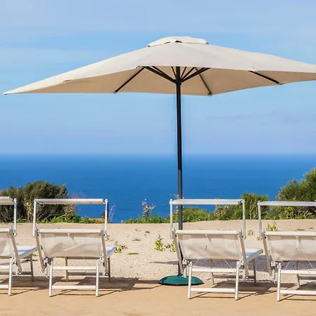 Apartahotel Isa-residence With Swimming-pool In Isola Rossa, With Air Conditioning And Private Outdoor Area