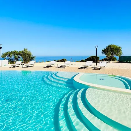 Isa-residence With Swimming-pool In Isola Rossa, With Air Conditioning And Private Outdoor Area Isola Rossa (Sassari)
