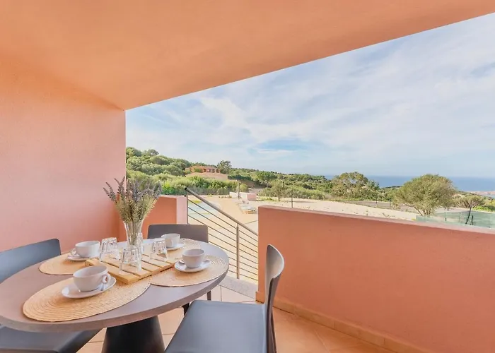 Apartmanhotel Isa-residence With Swimming-pool In Isola Rossa, With Air Conditioning And Private Outdoor Area 3*