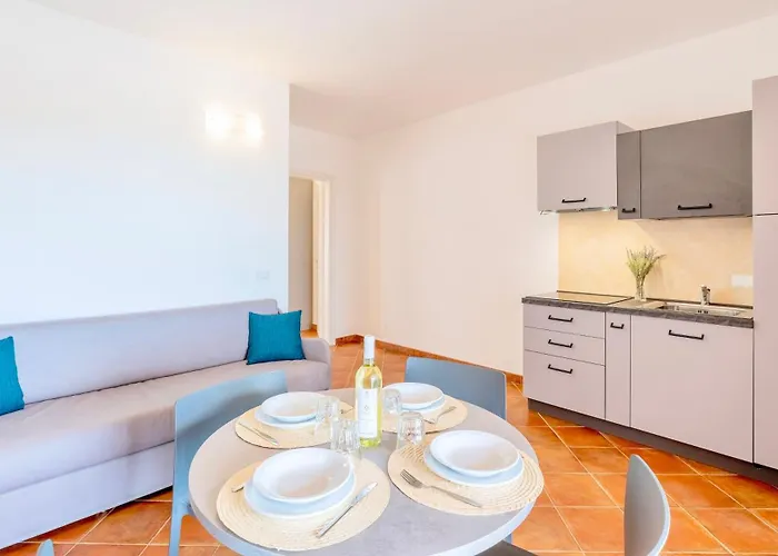 Apartmanhotel Isa-residence With Swimming-pool In Isola Rossa, With Air Conditioning And Private Outdoor Area 3*
